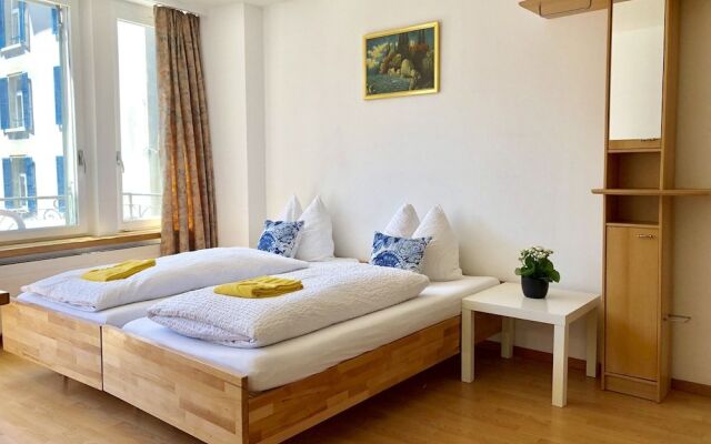 Central Beauty Scenery Apartment