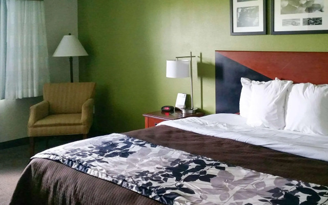 Sleep Inn & Suites Pleasant Hill - Des Moines
