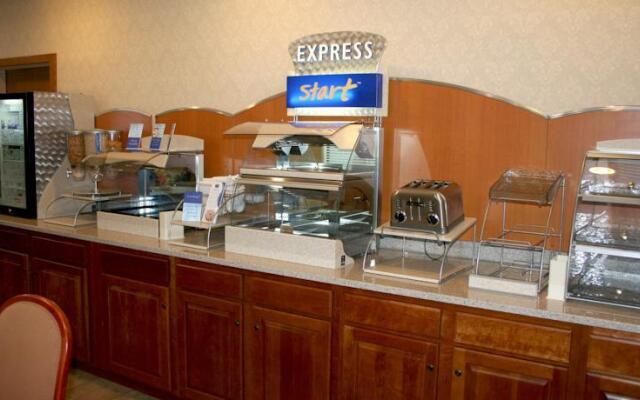 Holiday Inn Express LAPORTE