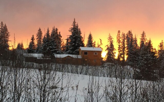 Blue Spruce Apartment