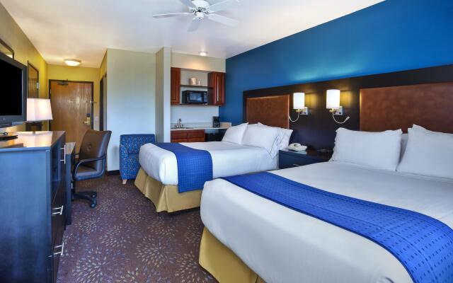 Holiday Inn Express Mackinaw City, an IHG Hotel