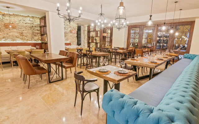 GHL Arsenal Hotel