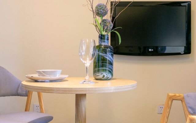 Intown City Apartment No. 39