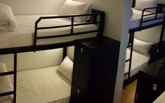 Us Hostel