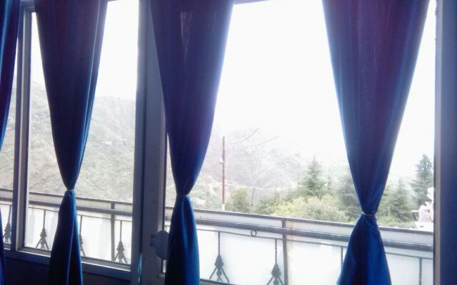 Hotel Varuni Mcleodganj