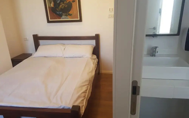 Haifa Hostel