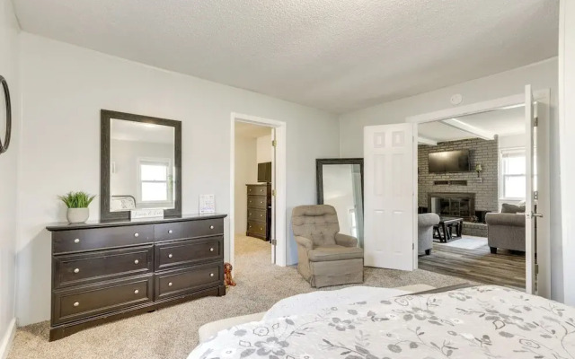 Walkable & Updated Nevada Home: Family Friendly!