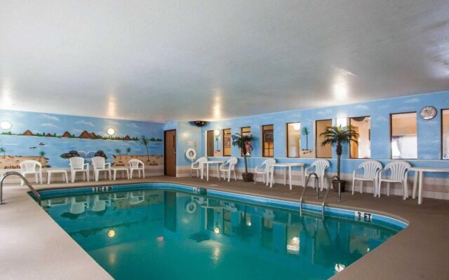 Quality Inn O'Fallon IL - St. Louis