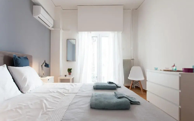 Beautiful 2 bdr apartment 3 min from Acropolis museum