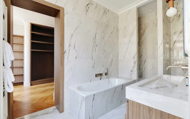 Luxury Apt With AC - 4bd/8p - Etoile/victor Hugo