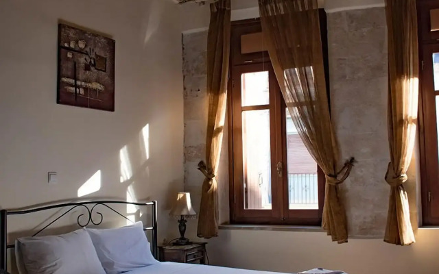Odos Oneiron Boutique Hotel