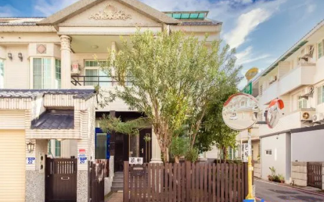 Ying Hsuan House