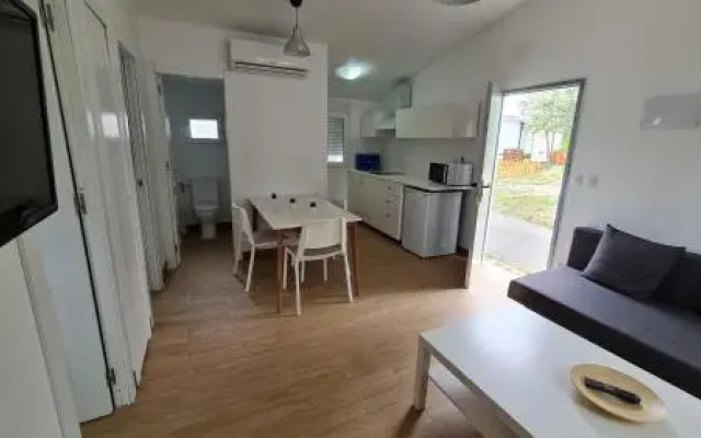 Sabinanigo Camp & Hotel