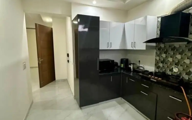 V Rooms