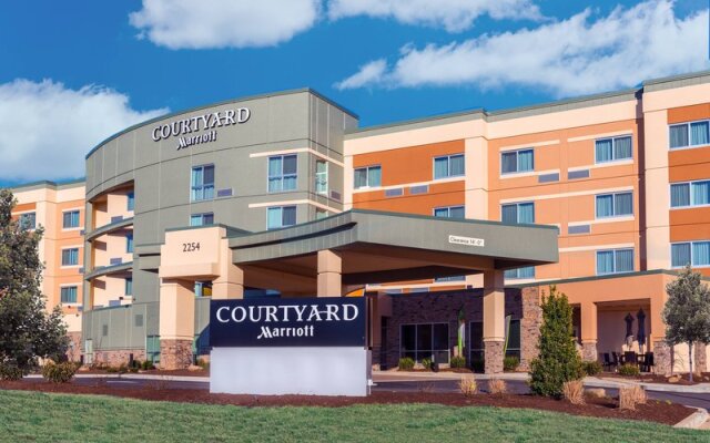 Courtyard Somerset