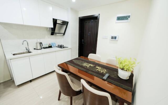 Prince Chen Su Apartment