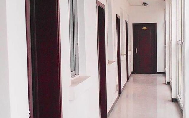 Yijia Express Hotel - Luoyang