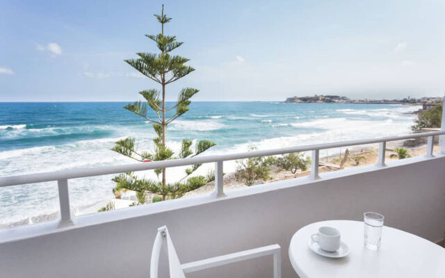 Petradi Beach Lounge Hotel