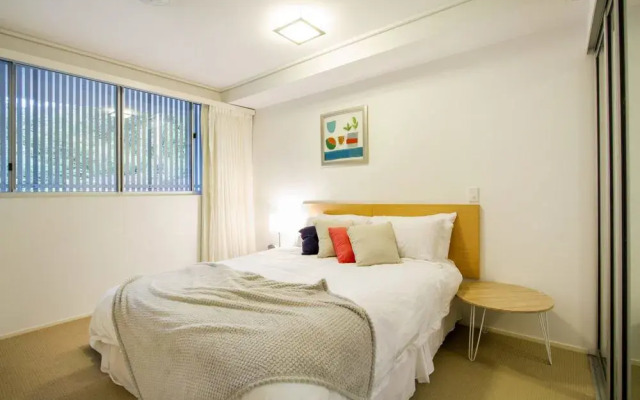 Tranquility Luxury 2 Bedroom Apartment