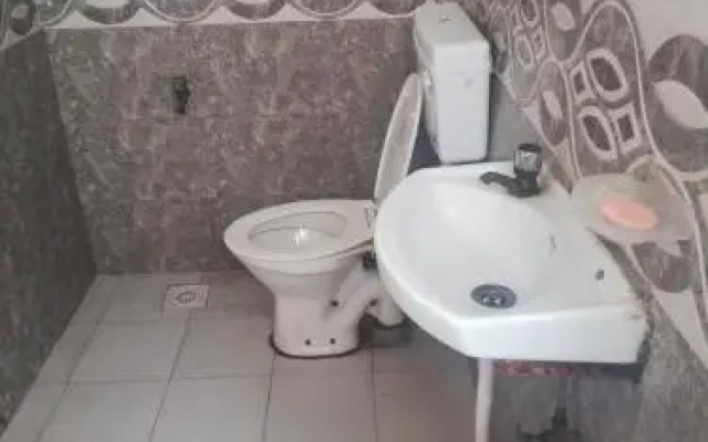 Shri Rajadhiraj Guest House