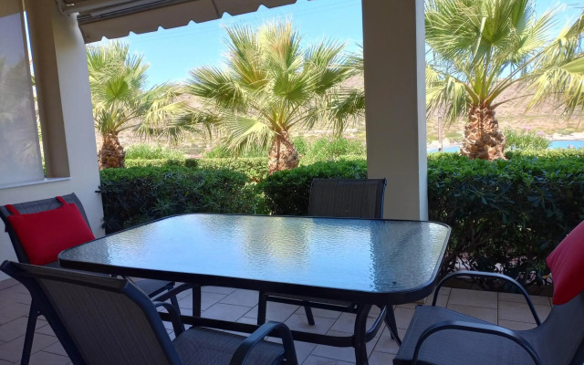 Tholos Bay Suites
