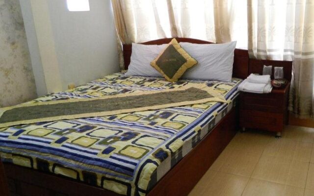Lyna Hotel