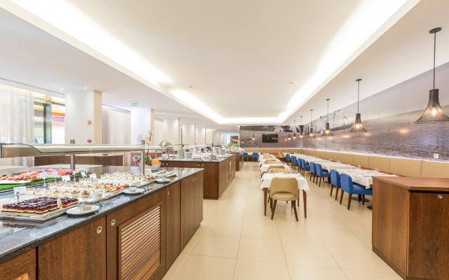 The Westin Salgados Beach Resort, Algarve