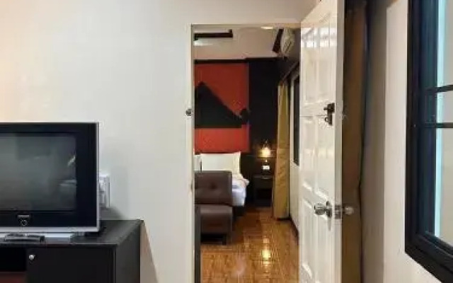 ZEN Rooms Nanai Soi 2
