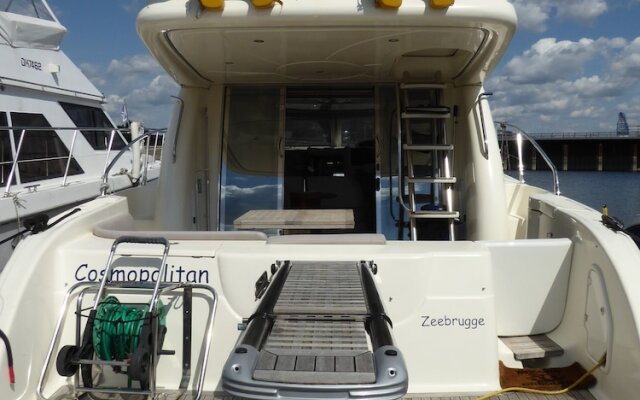 Rhein Yacht Lexa