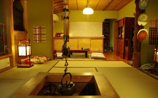 GUESTHOUSE engiya