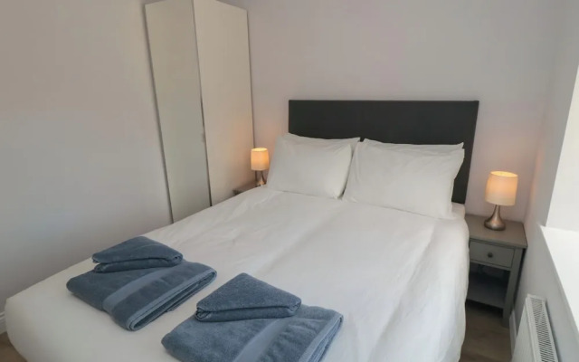 2 Staveley Cottages