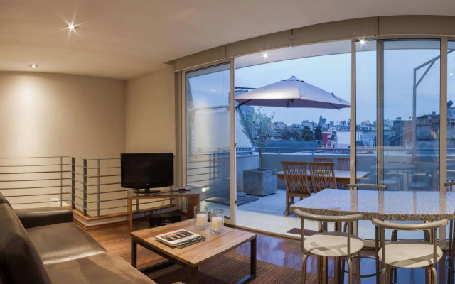 Lastarria Hotel & Aparts