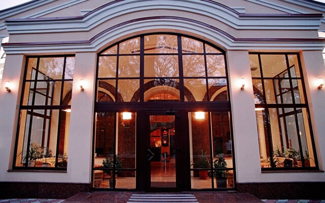 ZS Club Hotel
