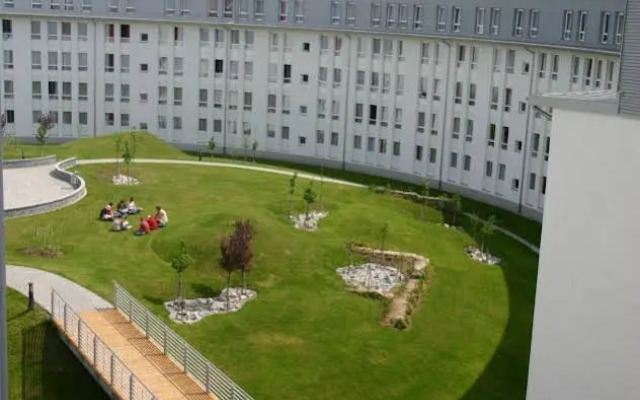 Campus Hotel