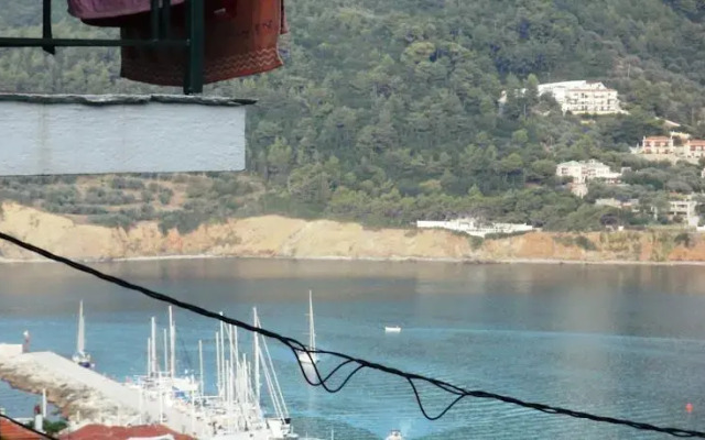 Pansion Athina