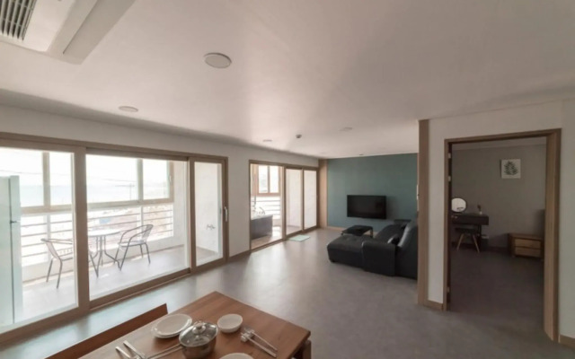 Pohang Beach63 Spa Pension