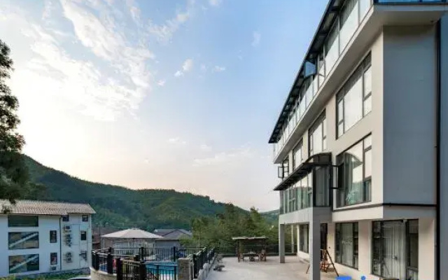 Zhiwu·Huanshan Viewing·Group Villa Meisu (Anji Yunshang Grassland Store)
