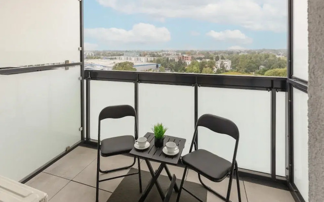 Wiktoryn Apartment Warsaw by Renters