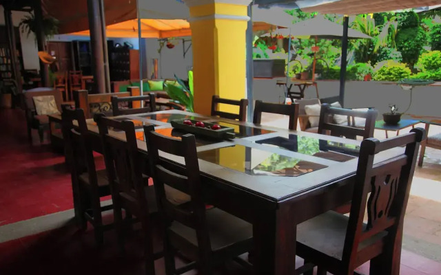 Hostal Antigueño - Hostel