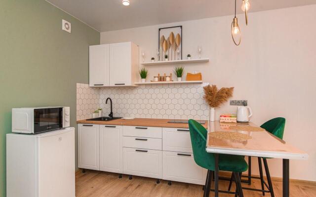 Apartments on 10k1 Montclair Street