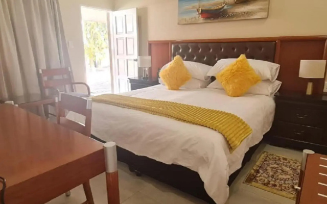 Benoni N12 Hotel