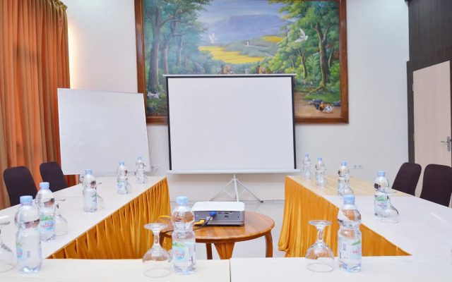 Gaia Asri Hotel