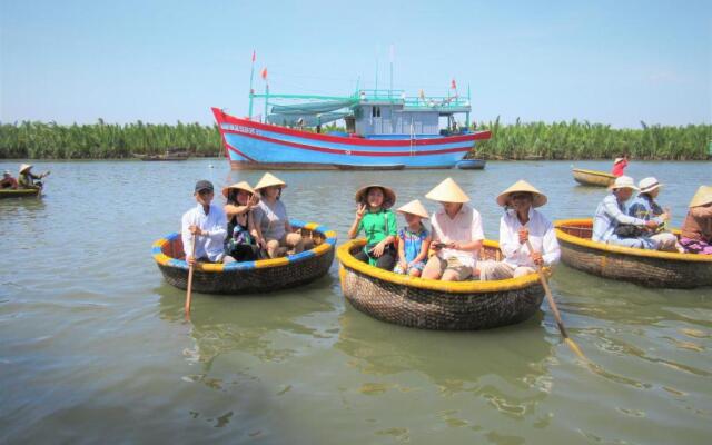 Nam Ngai Hotel