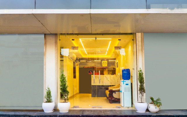 Super Collection O Kanwali Road Near Railway Station