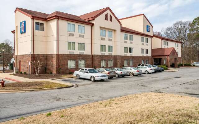 Motel 6 Rocky Mount, NC