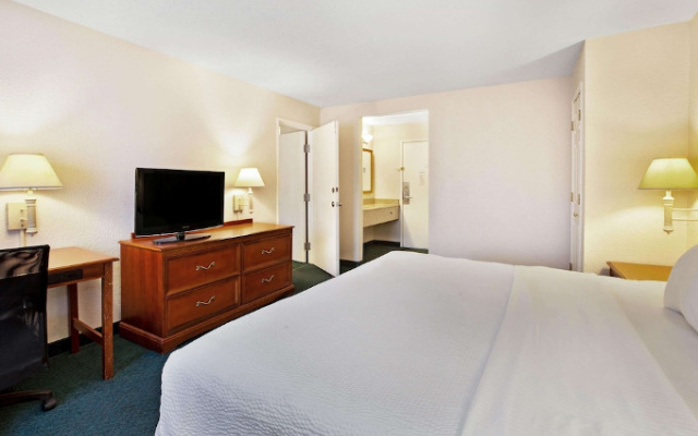 La Quinta Inn Detroit Canton 1022