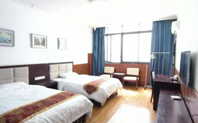 Yichun Yue Hotel