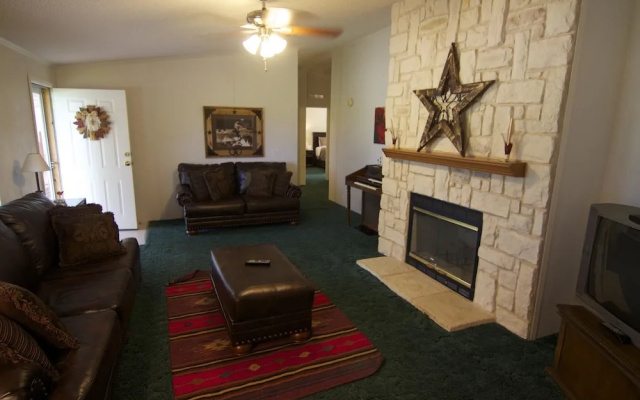 South Gate Lodges