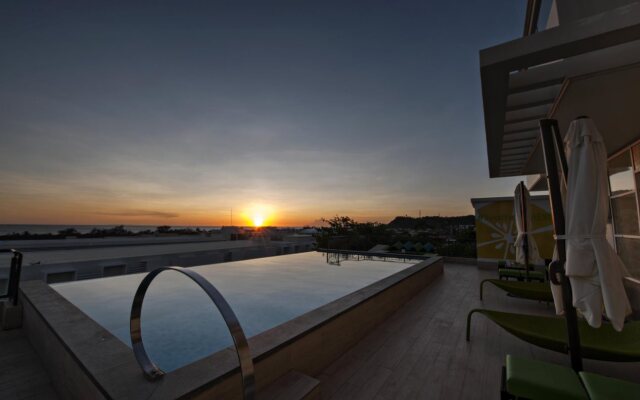 Lime Hotel Boracay