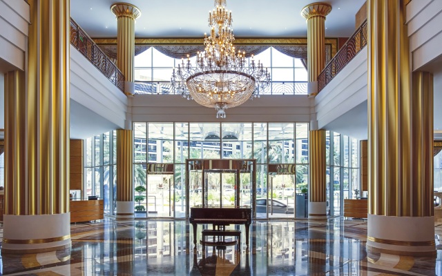 Corniche Hotel Abu Dhabi